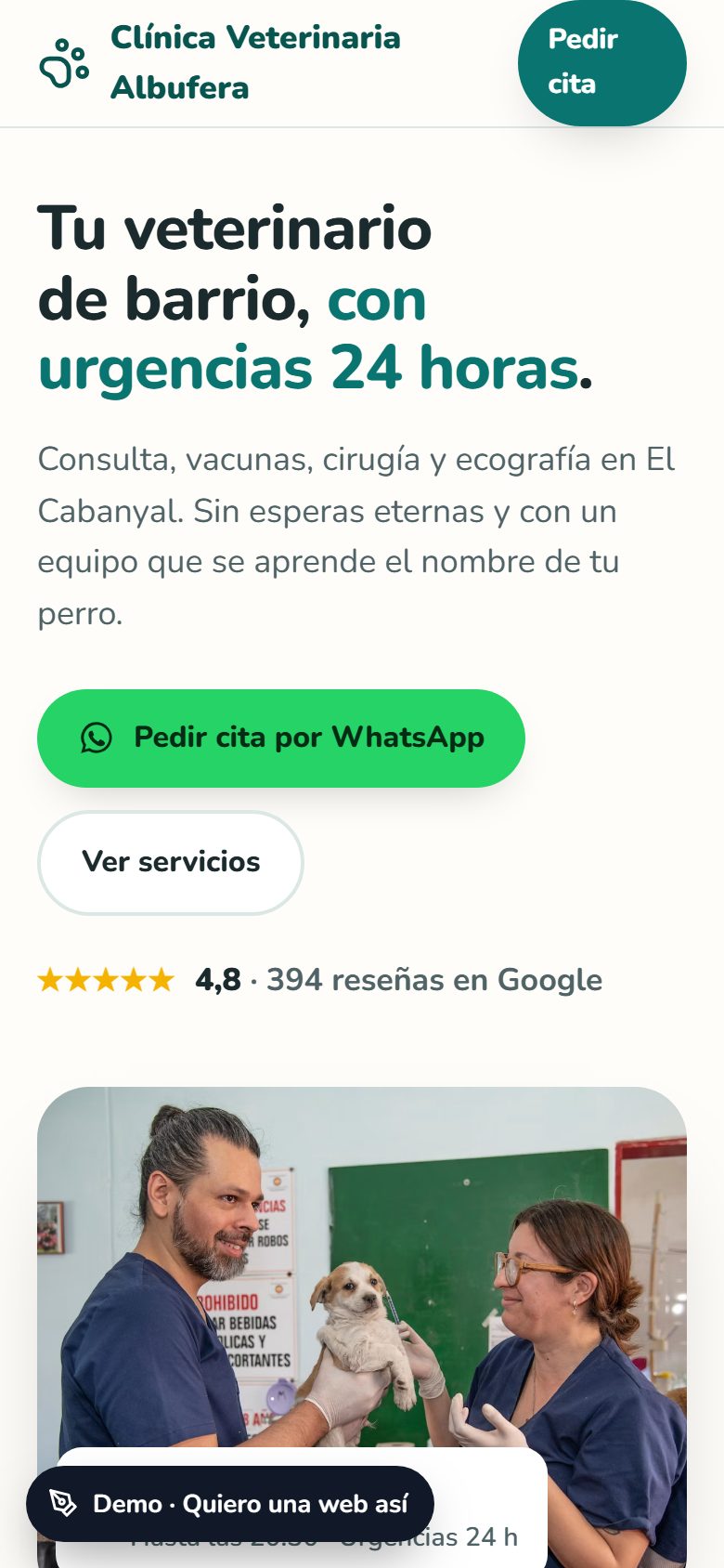 Versión móvil de la web de la clínica veterinaria